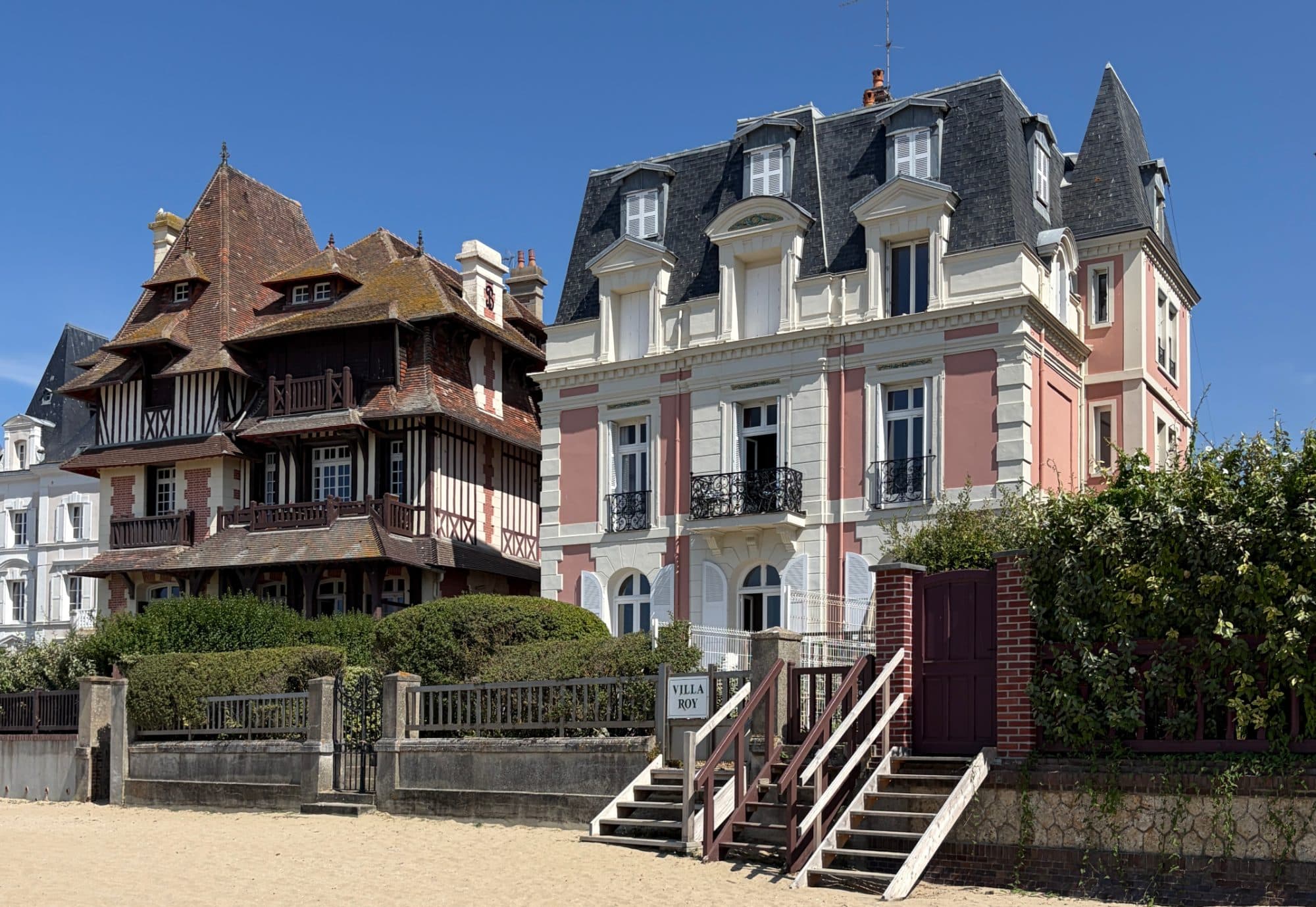 Trouville sur Mer: wat te doen aan de mooiste kust van Normandië